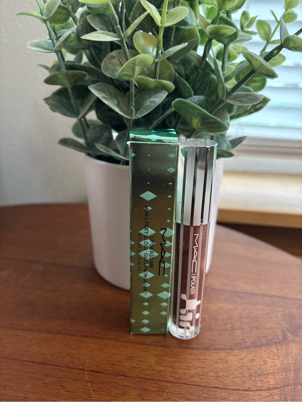MAC Cosmetics Lipglass Shimmer Lip Gloss